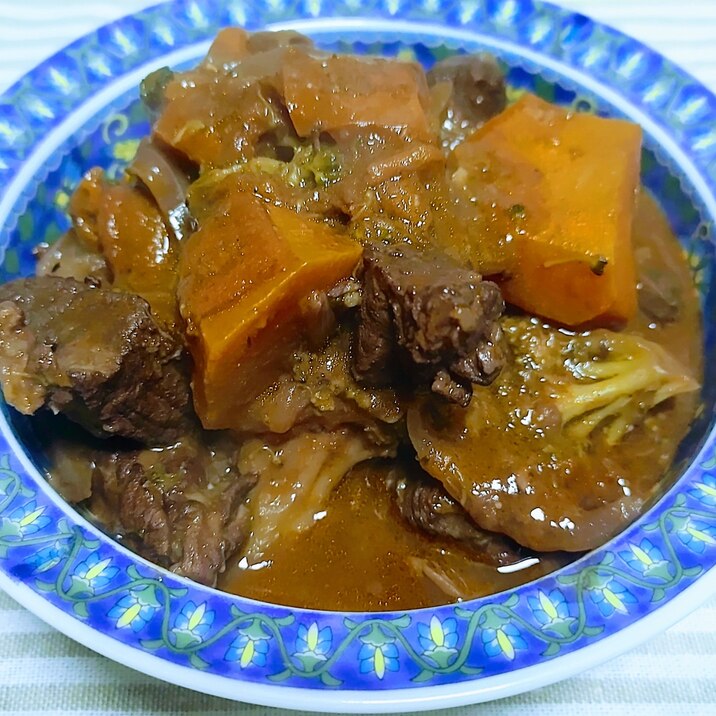 炊飯器で!牛肉の赤ワイン煮込み